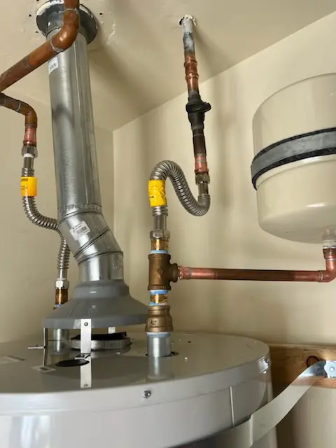 Water heater installation and plumbing repair in Starcrest